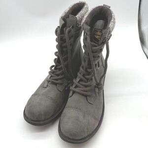 Womens boot 10 Gray Knit Cuff Lace Up Combat Boots Buckle Detail- small scuff